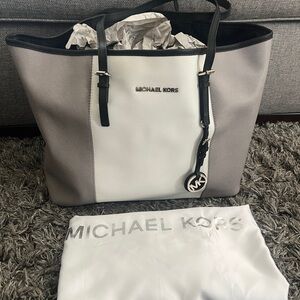 Michael Kors Color block Tote